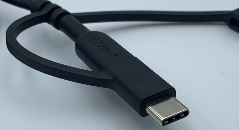 USB-C 端子